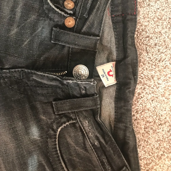 True Religion - Picture 3 of 4